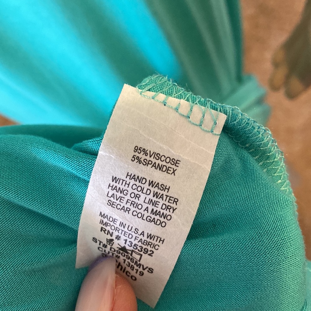 New green maxi strapless dress length 52” bust 36” stretchy material - Picture 5 of 5